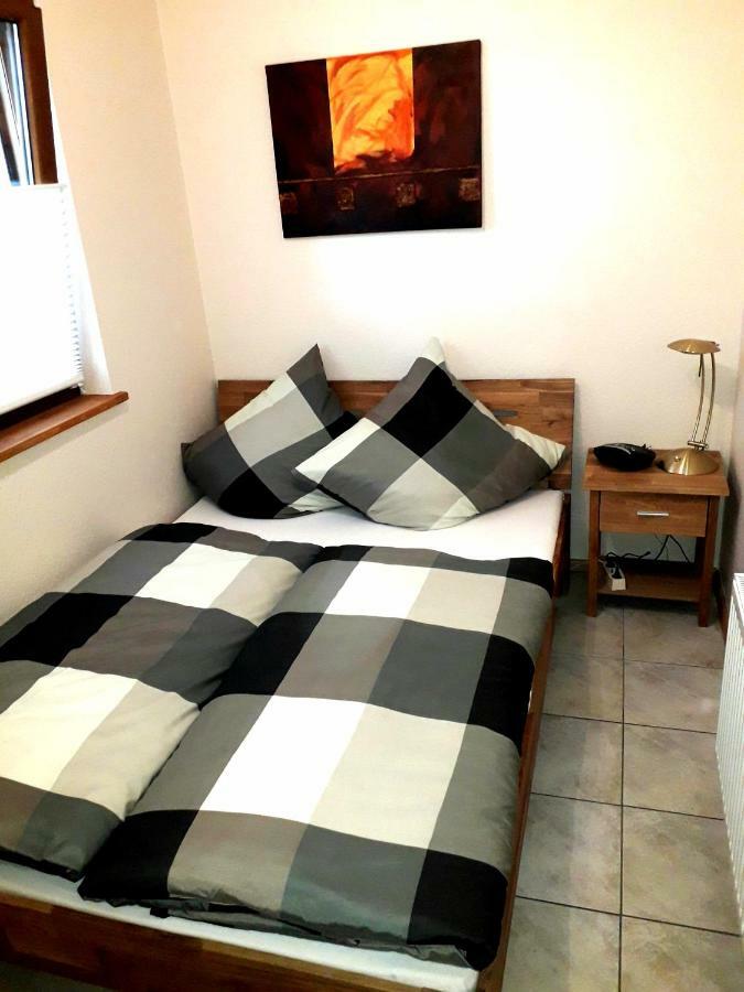 Ferienwohnung Adams Hinterweiler Экстерьер фото